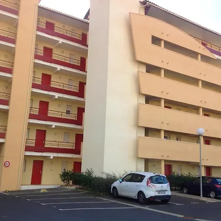 D'une A Plage A 50 M De La Plage Avec Vue Sur La Mer Terrasse Et Wifi شقة
